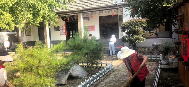 打扫孔子学堂.jpg