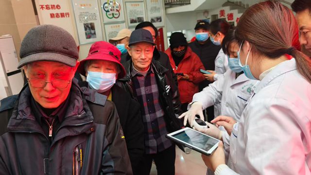 2025年12月23日赐宴街暖冬义诊活动 (12)_副本.jpg