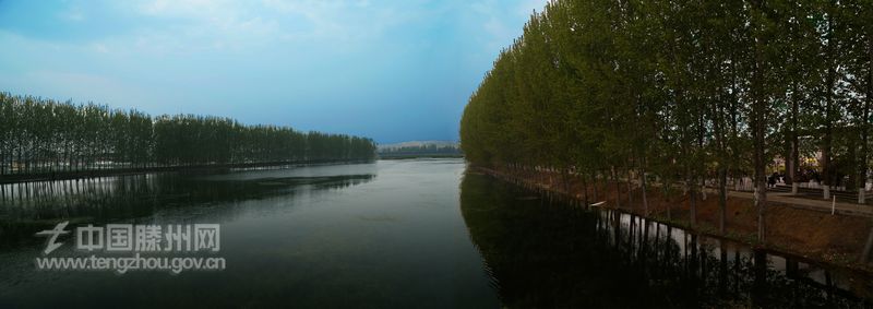 界河两岸