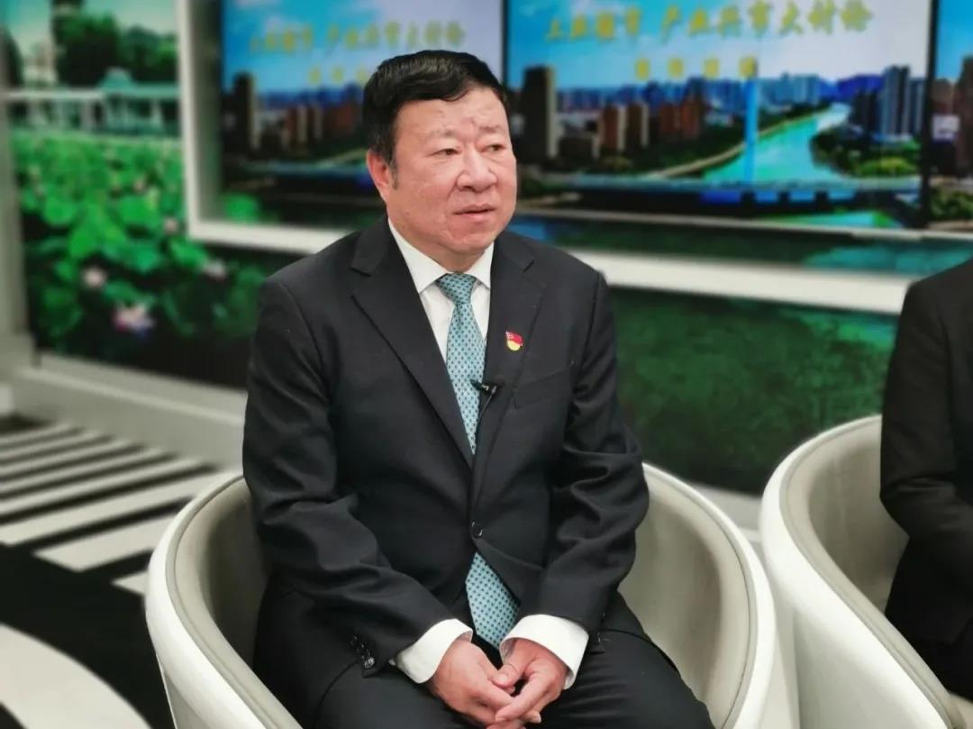 李宝仁.jpg